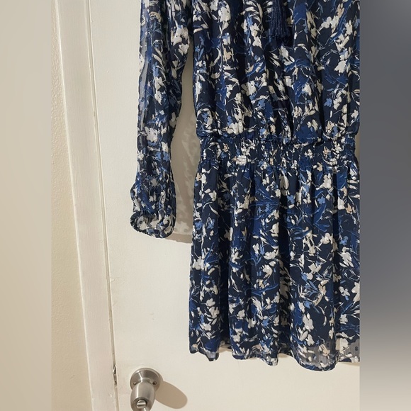 White House Black Market Drop Waist Blue Dress with Slit Sleeves Size 6 - Picture 3 of 6